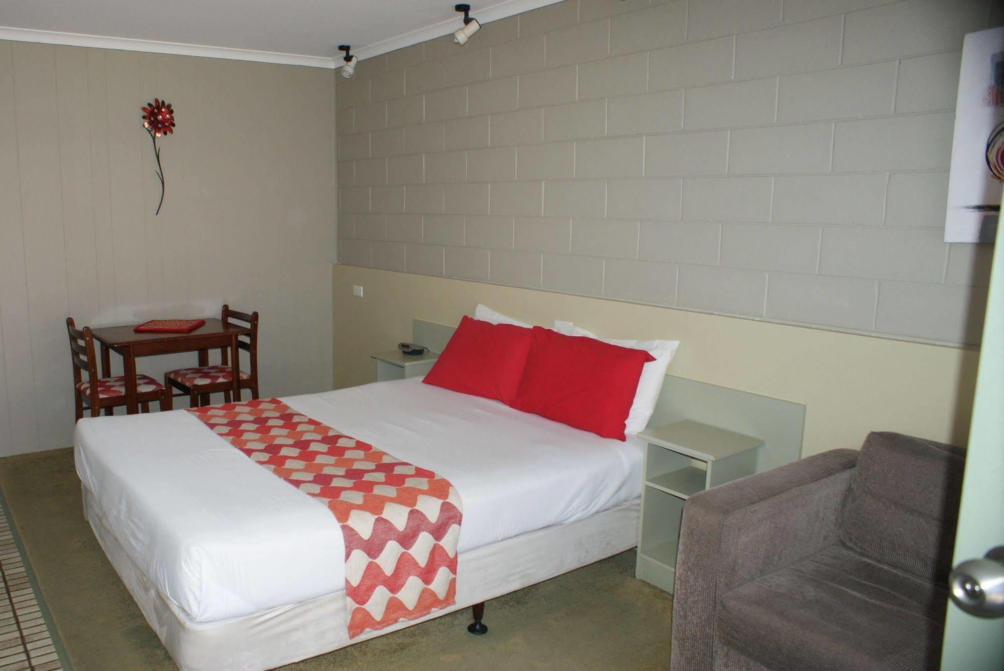 Sandbar Motel เลคส์เอนทรานส์ ภายนอก รูปภาพ